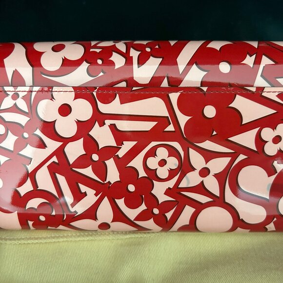 LOUIS VUITTON LV Portefeuille Sarah Long Wallet Vernis Sweet Monogram Red - Picture 2 of 10